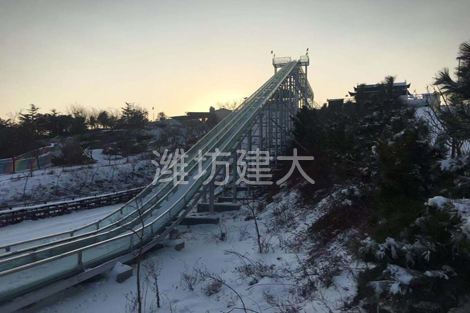 玻璃滑道